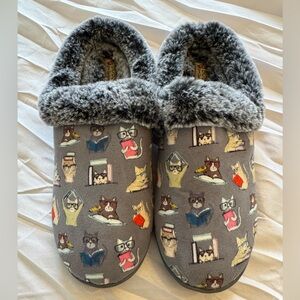Skechers Bobs cat print slip on faux fur lined slippers size 7 women’s